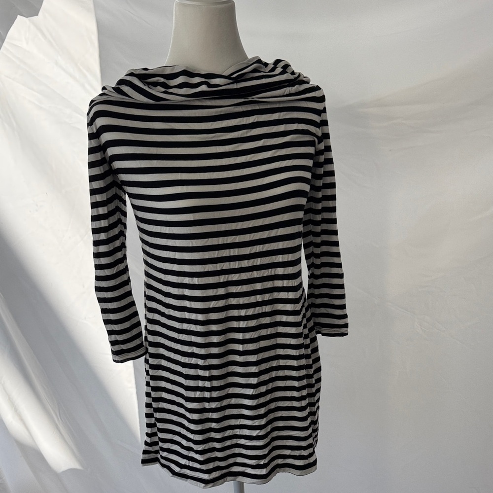 Soma Black and White Lounge Top